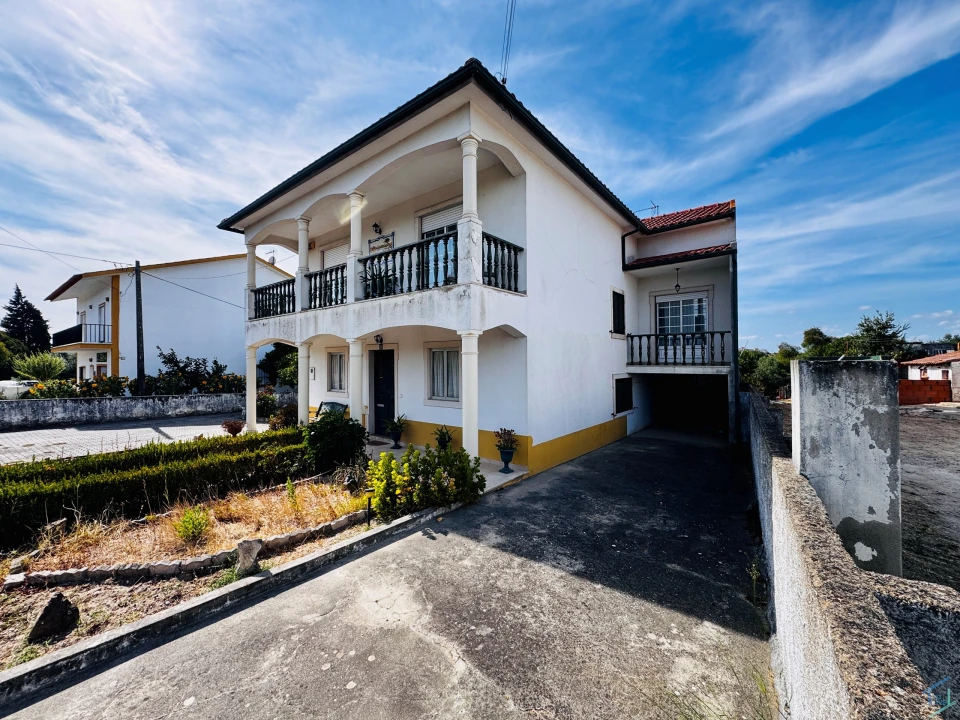 Moradia T5 para Venda em São Pedro de Tomar Foto 25