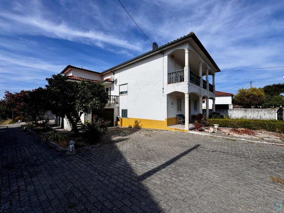 Moradia T5 para Venda em São Pedro de Tomar Foto 26