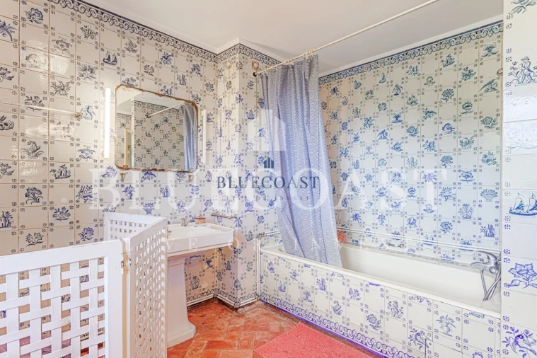 Moradia T11 para Venda em Costa da Caparica Foto 39