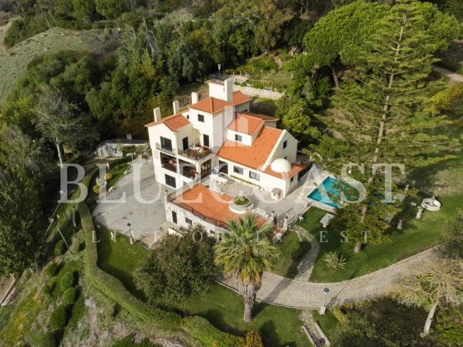 Moradia T11 para Venda em Costa da Caparica Foto 2