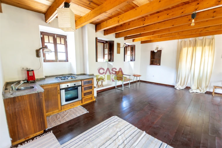 Moradia T2 para Venda em Alvares Foto 9