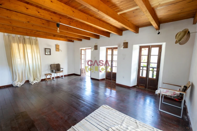 Moradia T2 para Venda em Alvares Foto 10