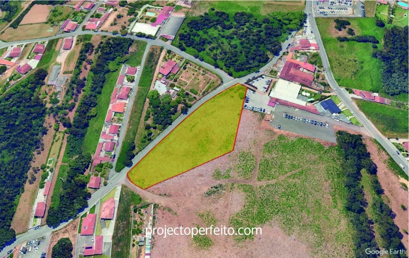 Terreno para Venda em Nogueira da Regedoura Foto 3