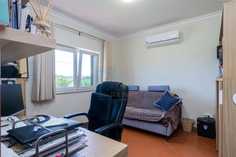 Moradia T4 para Venda em Tornada e Salir do Porto Foto 10