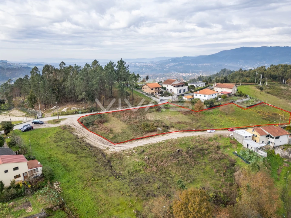 Terreno para Venda em Monsul Foto 1