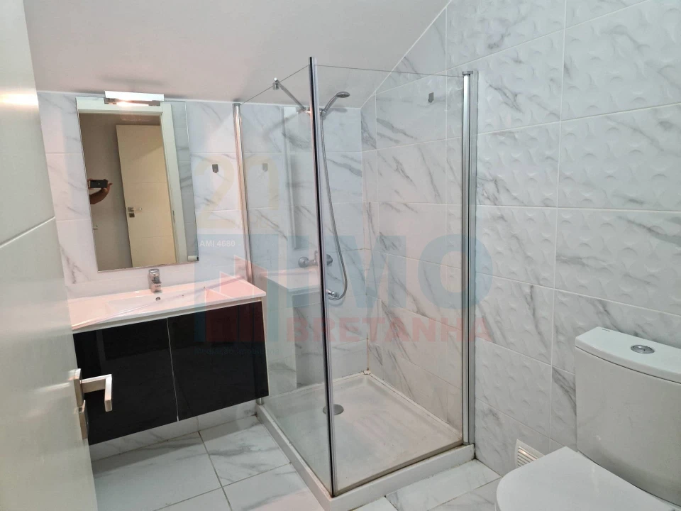 Apartamento T4 para Arrendamento em Covilhã e Canhoso Foto 8