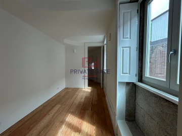 Apartamento T2 para Venda em Cedofeita, Santo Ildefonso, Sé, Miragaia, São Nicolau e Vitória