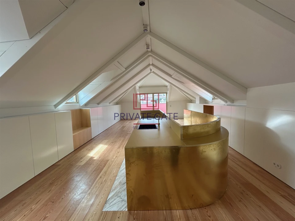 Apartamento T2 para Venda em Cedofeita, Santo Ildefonso, Sé, Miragaia, São Nicolau e Vitória Foto 2
