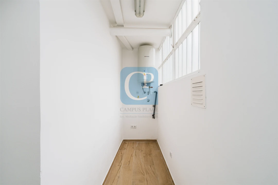 Apartamento T1 para Arrendamento em Rio Tinto Foto 4