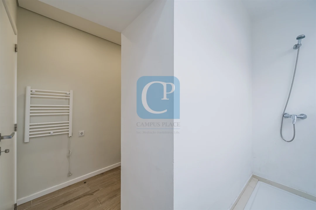 Apartamento T1 para Arrendamento em Rio Tinto Foto 10