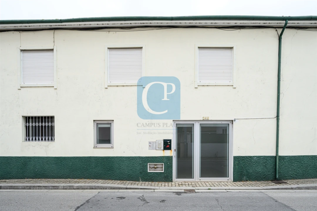 Apartamento T1 para Arrendamento em Rio Tinto Foto 12