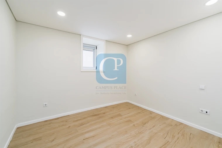 Apartamento T1 para Arrendamento em Rio Tinto Foto 5