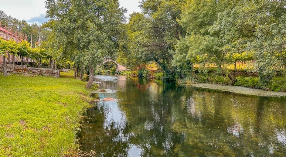 Terreno para Venda em Riba de Mouro Foto 5