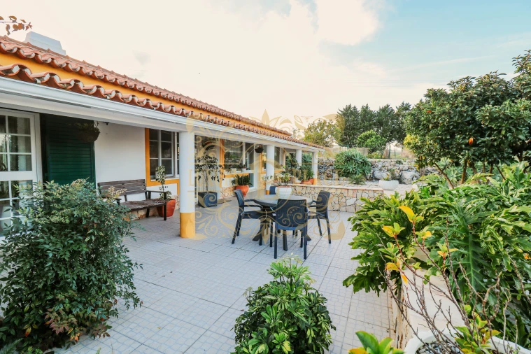 Quinta T2 para Venda em Sesimbra (Castelo) Foto 1