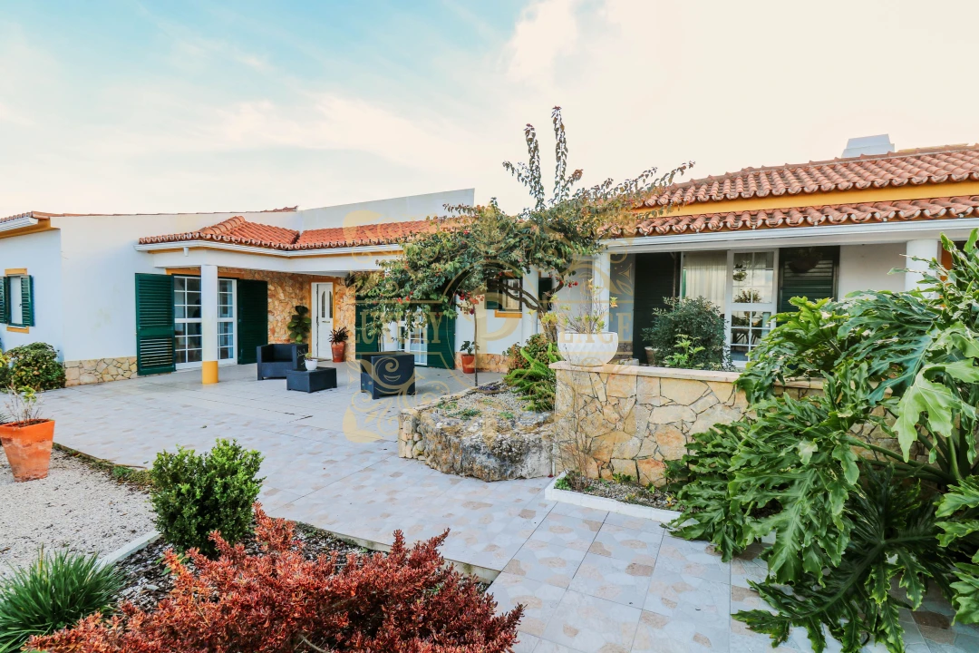 Quinta T2 para Venda em Sesimbra (Castelo) Foto 5