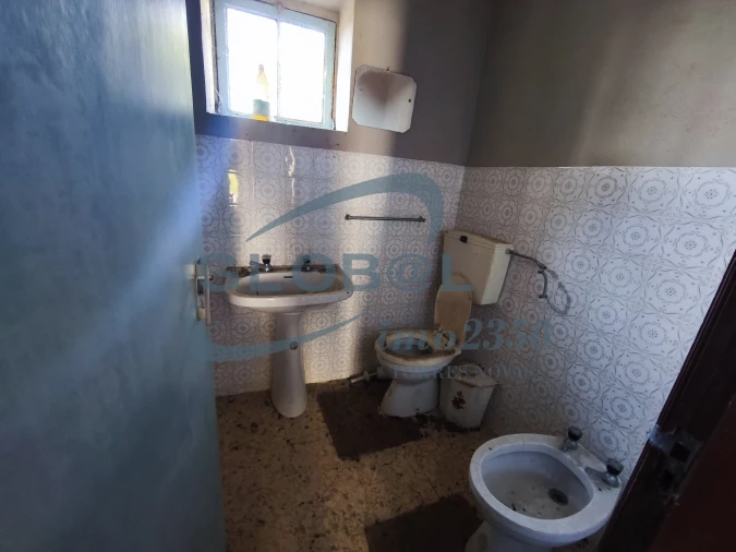 Moradia T4 para Venda em Assentiz Foto 3