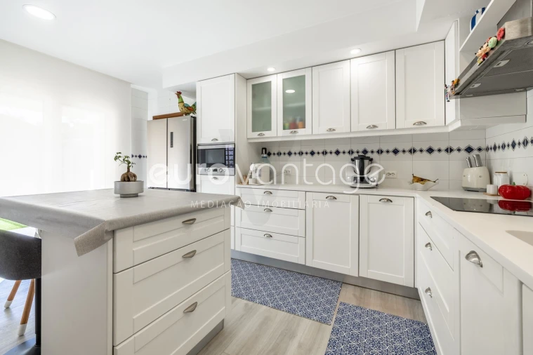 Moradia T4 para Venda em Maceira Foto 5