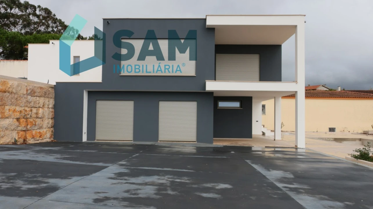 Moradia T3 para Venda em Moita dos Ferreiros Foto 1