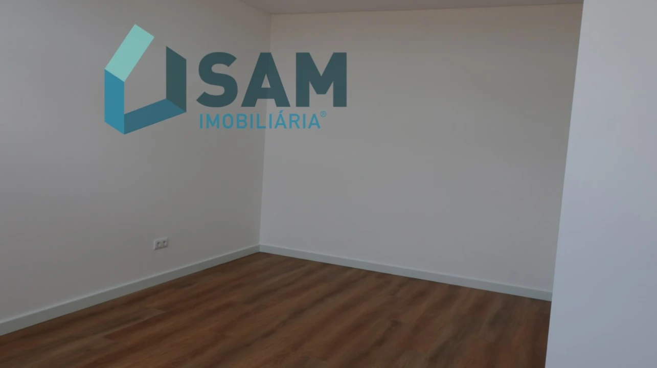 Moradia T3 para Venda em Moita dos Ferreiros Foto 19