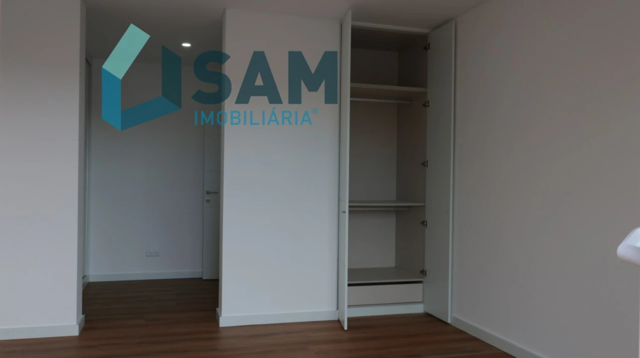 Moradia T3 para Venda em Moita dos Ferreiros Foto 55