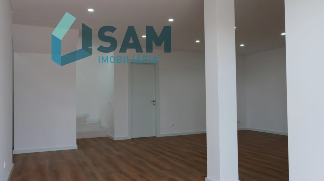 Moradia T3 para Venda em Moita dos Ferreiros Foto 49