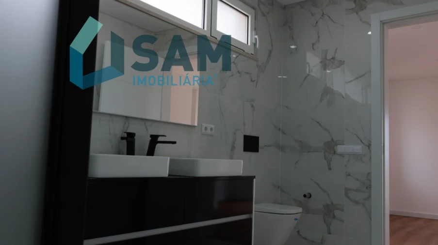 Moradia T3 para Venda em Moita dos Ferreiros Foto 38