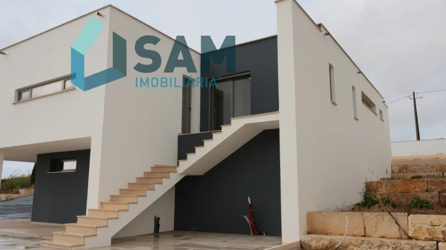 Moradia T3 para Venda em Moita dos Ferreiros Foto 13