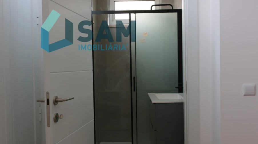 Moradia T3 para Venda em Moita dos Ferreiros Foto 17