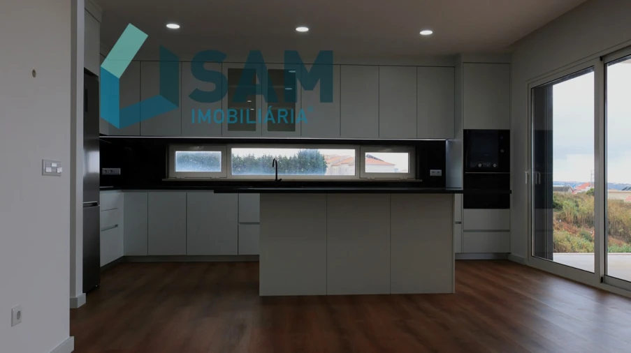 Moradia T3 para Venda em Moita dos Ferreiros Foto 30