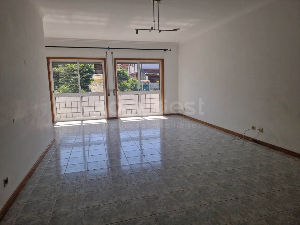 Apartamento T3 para Venda em São Roque Foto 4