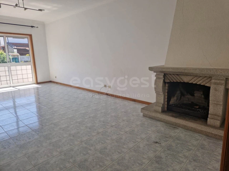 Apartamento T3 para Venda em São Roque Foto 7