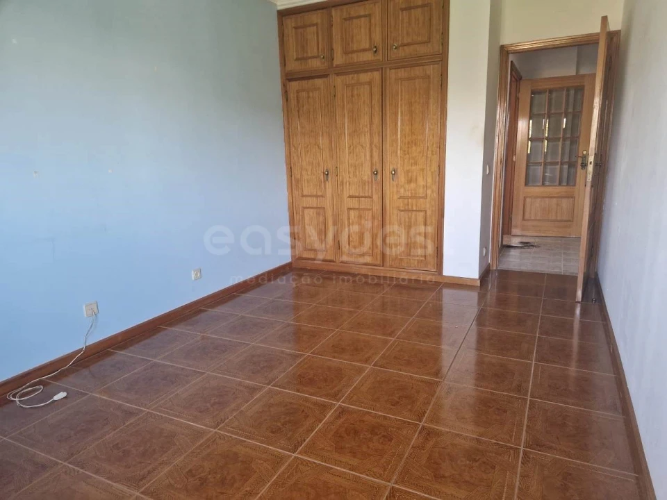 Apartamento T3 para Venda em São Roque Foto 9