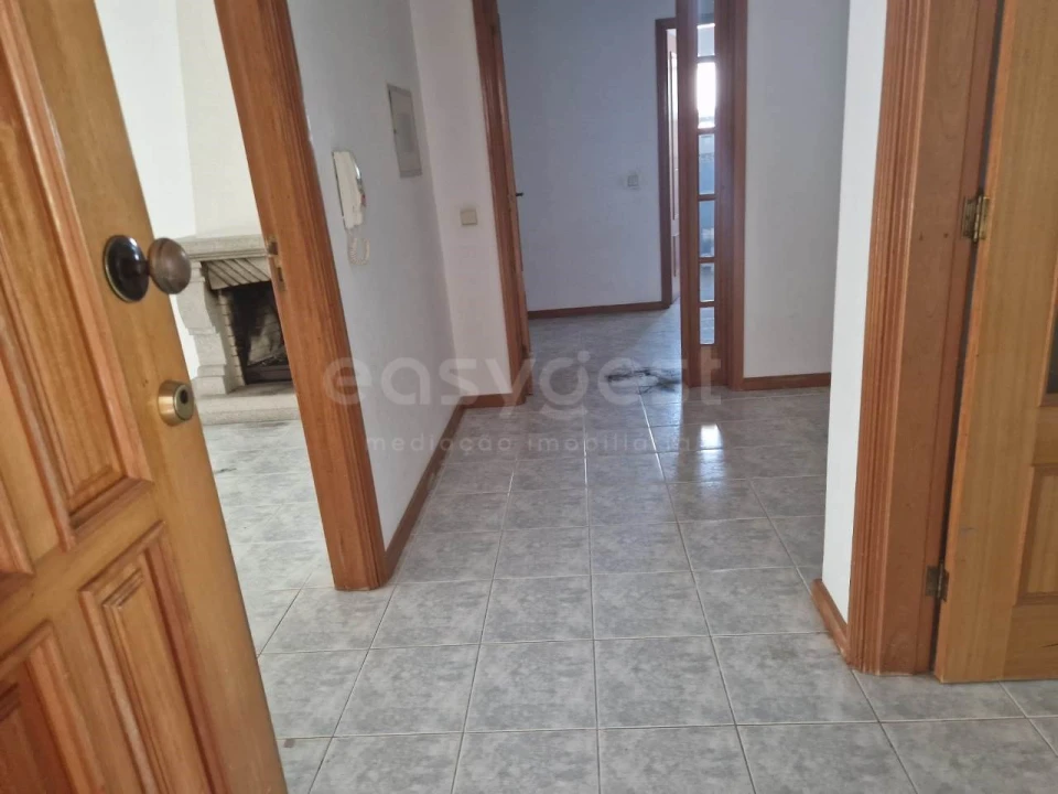 Apartamento T3 para Venda em São Roque Foto 16
