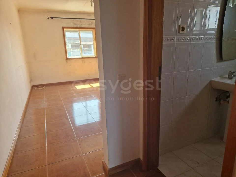 Apartamento T3 para Venda em São Roque Foto 27