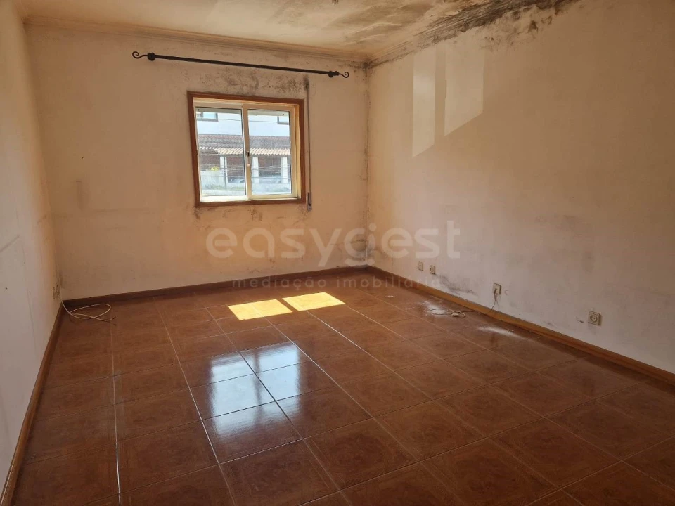 Apartamento T3 para Venda em São Roque Foto 29