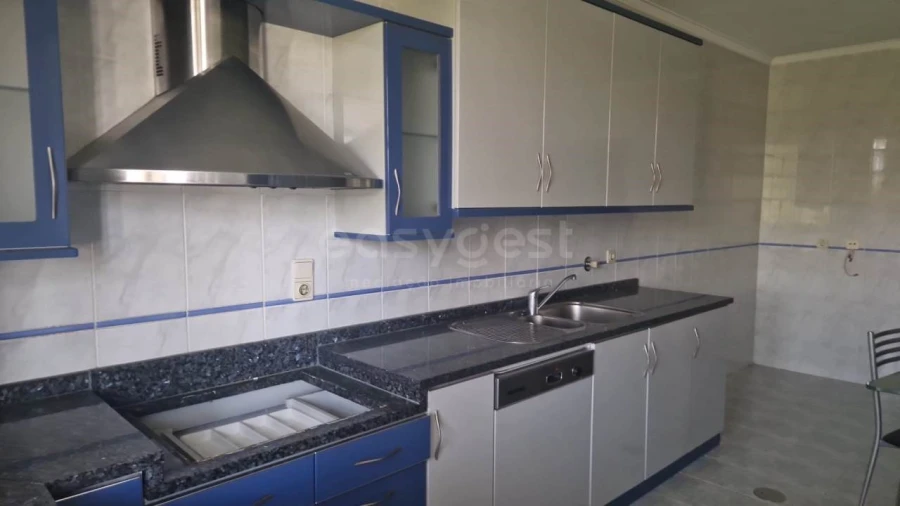 Apartamento T3 para Venda em São Roque Foto 31