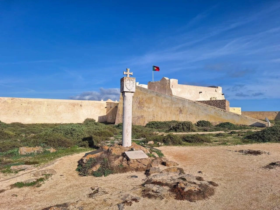 Apartamento para Venda em Vila de Sagres Foto 27
