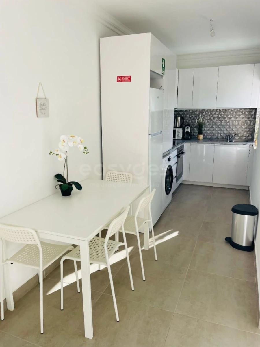 Apartamento para Venda em Vila de Sagres Foto 5