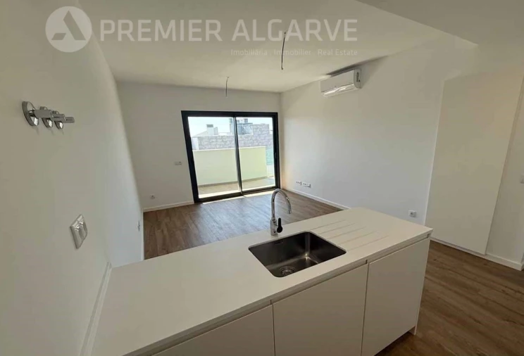 Apartamento T1 para Venda em Faro (Sé e São Pedro) Foto 4