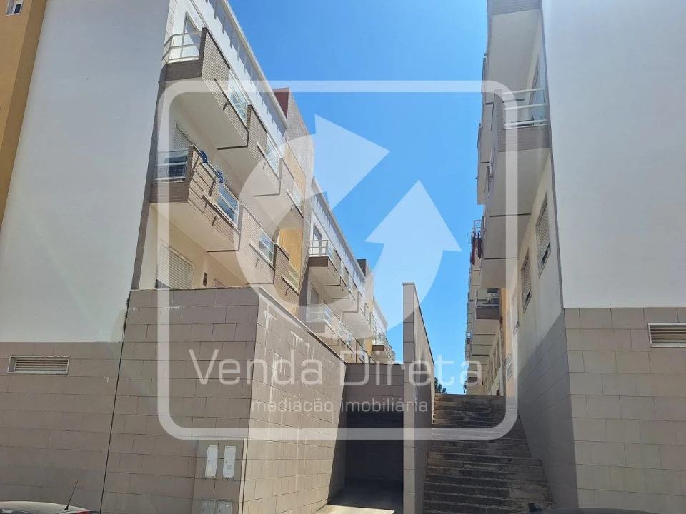 Apartamento T3 para Venda em Palhais e Coina Foto 22