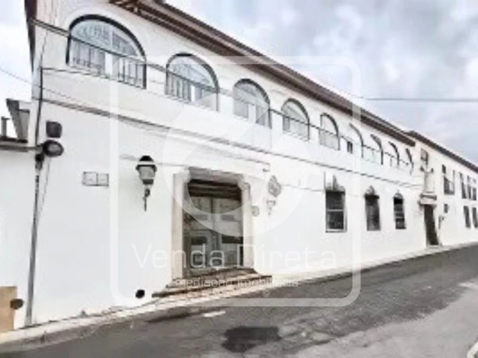 Prédio para Venda em Almeirim Foto 5