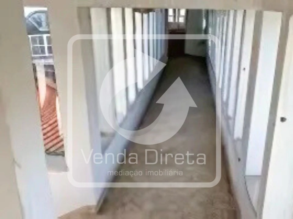 Prédio para Venda em Almeirim Foto 16