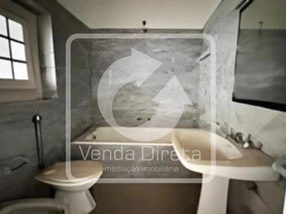 Prédio para Venda em Almeirim Foto 22