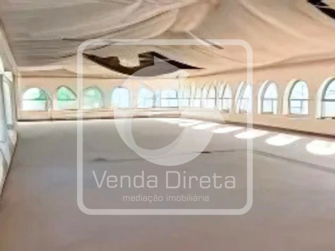 Prédio para Venda em Almeirim Foto 14