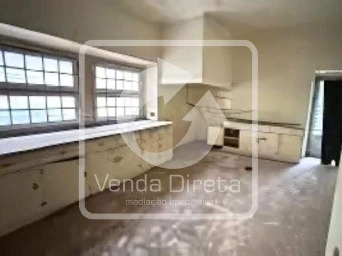 Prédio para Venda em Almeirim Foto 21