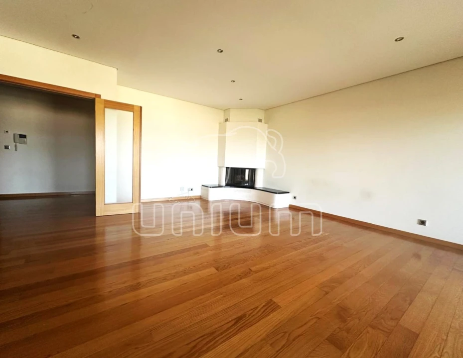 Apartamento T4 para Venda em Santa Maria Maior e Monserrate e Meadela Foto 7