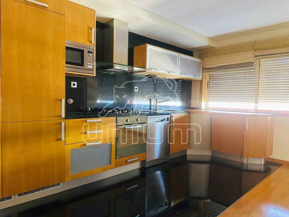 Apartamento T4 para Venda em Santa Maria Maior e Monserrate e Meadela Foto 1