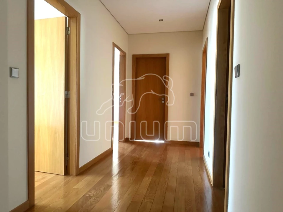 Apartamento T4 para Venda em Santa Maria Maior e Monserrate e Meadela Foto 8