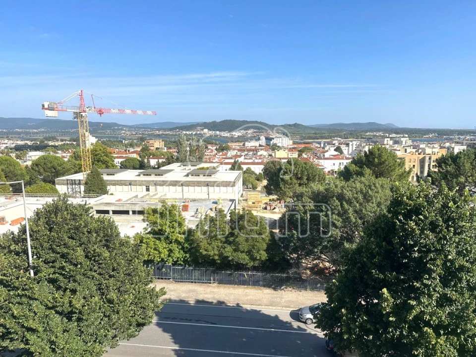 Apartamento T4 para Venda em Santa Maria Maior e Monserrate e Meadela Foto 17