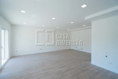 Moradia T2 para Venda em Corroios